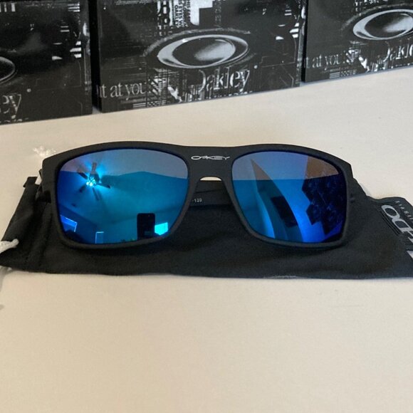 Oakley Two Face Sapphire Iridium Sunglasses - Picture 8 of 9